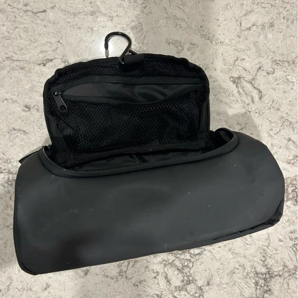 Nomadic 40L Travel Bag